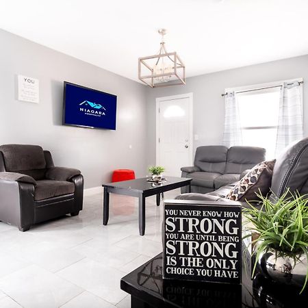 Large-Group Ready 8Br Home Near Niagara Falls & Casino Εξωτερικό φωτογραφία
