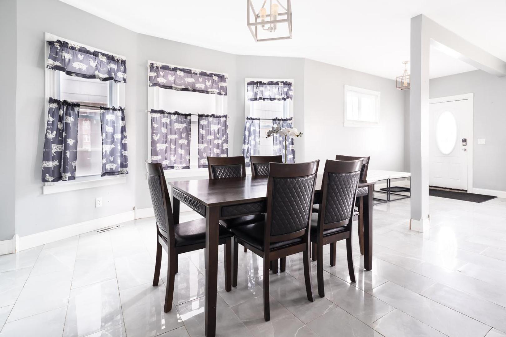 Large-Group Ready 8Br Home Near Niagara Falls & Casino Εξωτερικό φωτογραφία